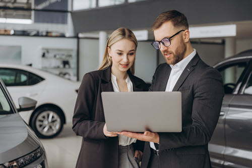 How the Automotive Industry Can Utilize Visual Visitor